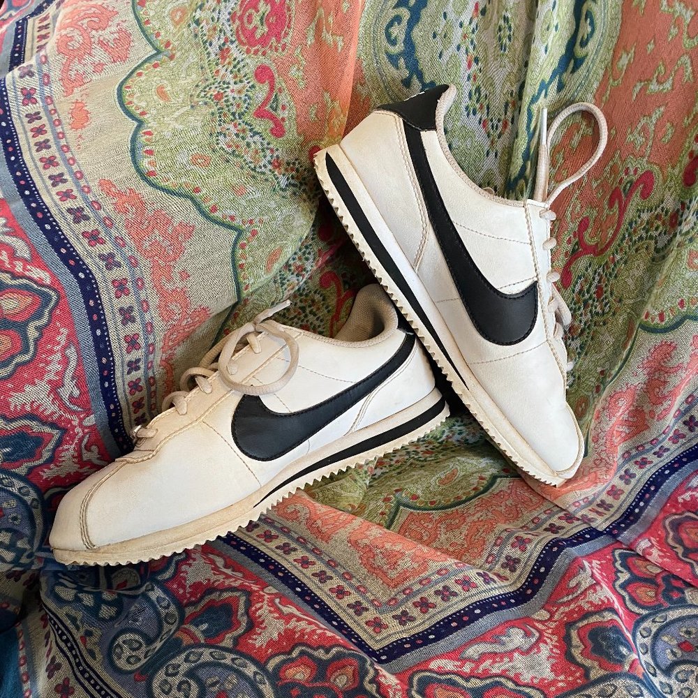 Nike Cortez youth size 6